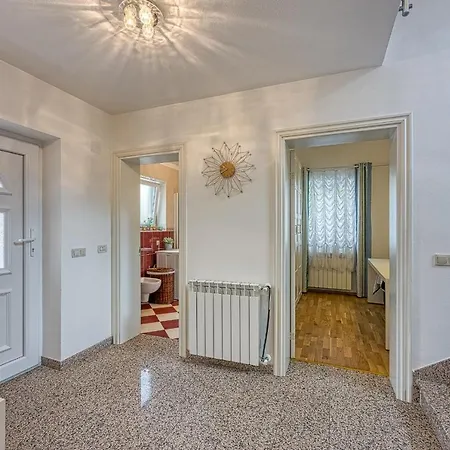 Three-bedroom Marija With Private Pool In Villa Gedići