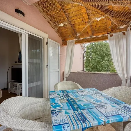 Three-bedroom Marija With Private Pool In Villa *